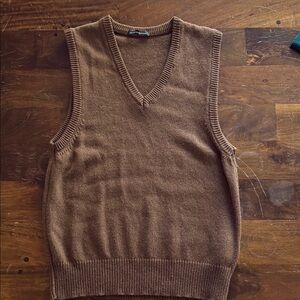 Brandy Melville Brown V-Neck Sweater Chic